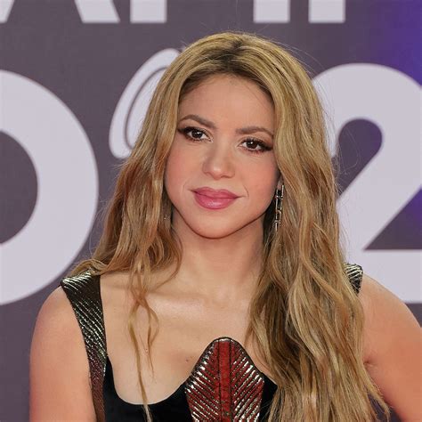 shakira hot|Shakira bares it all in daring photo as she celebrates .